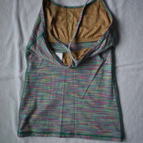 Iviva athletica (Lululemon youth) tank top - Picture 10 of 10